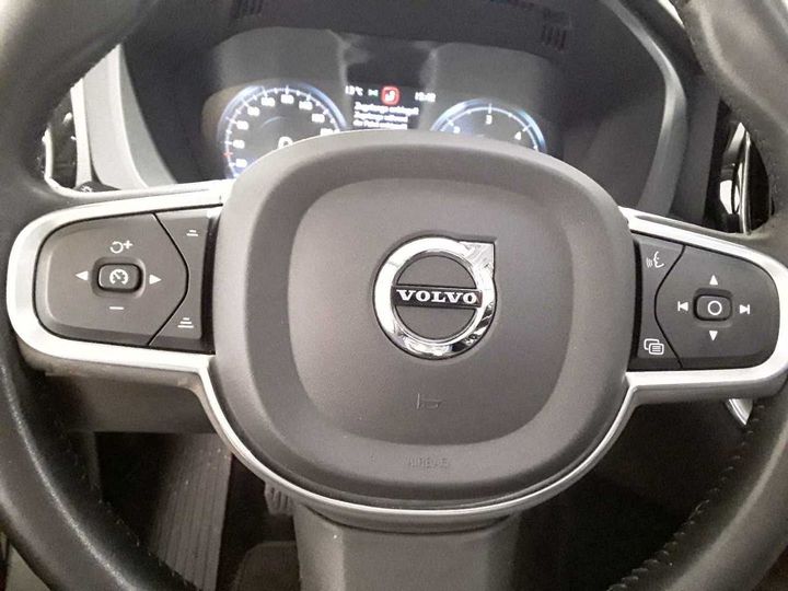 Photo 14 VIN: YV1UZARV1L1554467 - VOLVO XC60 D3 MOMENTUM PRO 