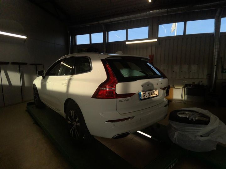 Photo 2 VIN: YV1UZBFVDM1829917 - VOLVO XC60 