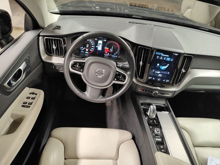 Photo 8 VIN: YV1UZBMUDK1252744 - VOLVO XC60 '17 