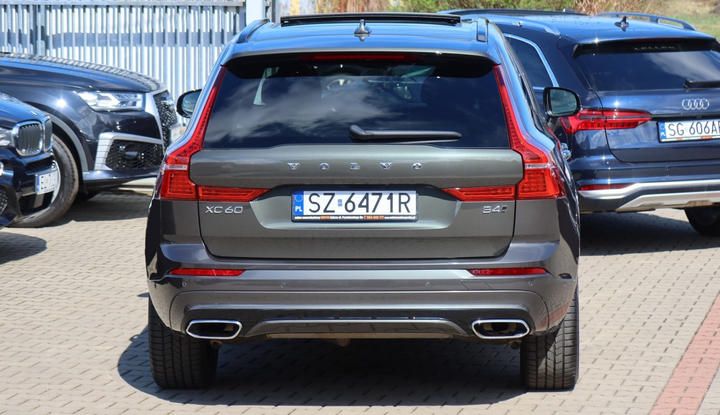 Photo 9 VIN: YV1UZK5VCM1681773 - VOLVO XC60 SUV 