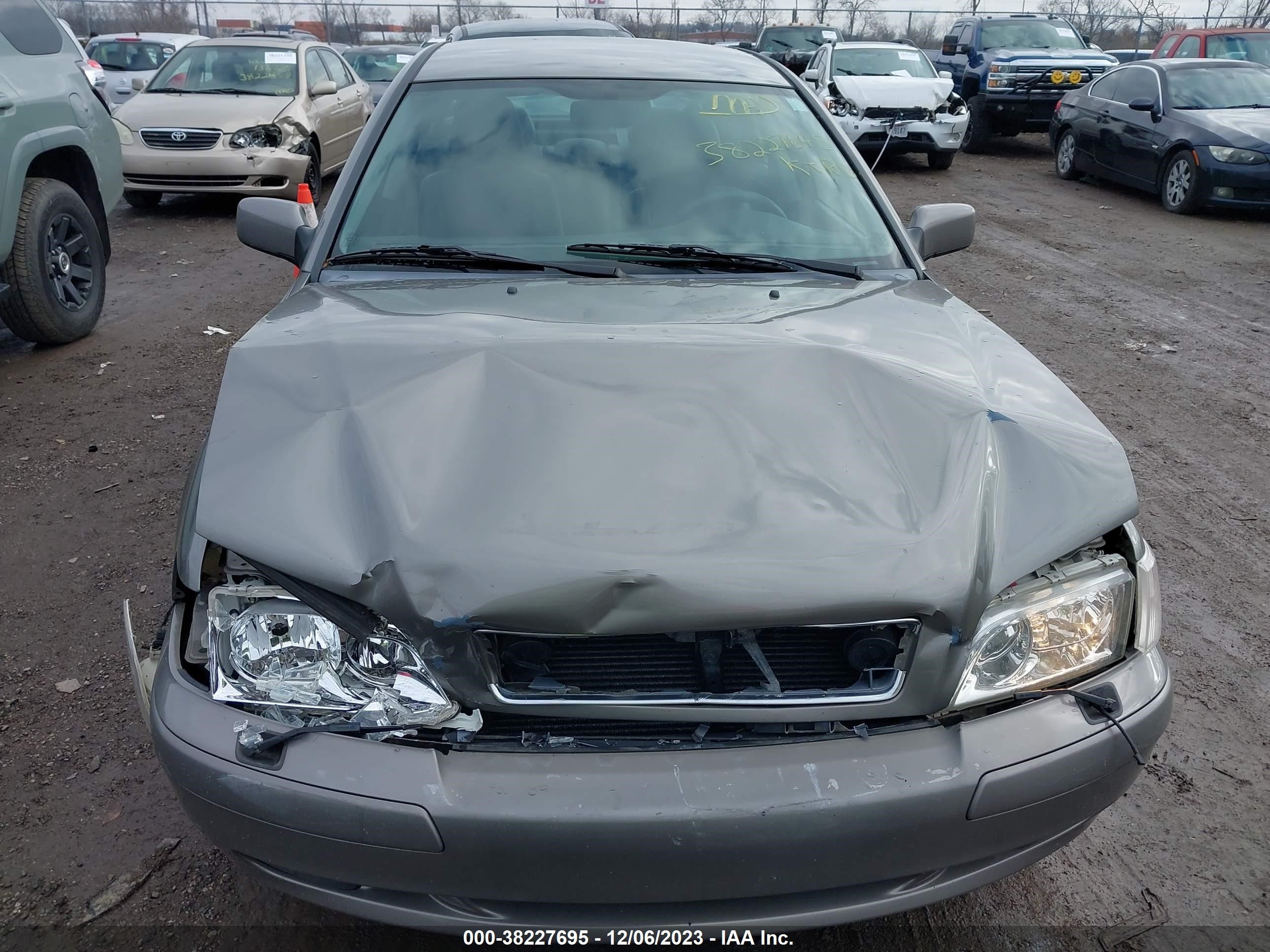 Photo 11 VIN: YV1VS275X4F047496 - VOLVO S40 