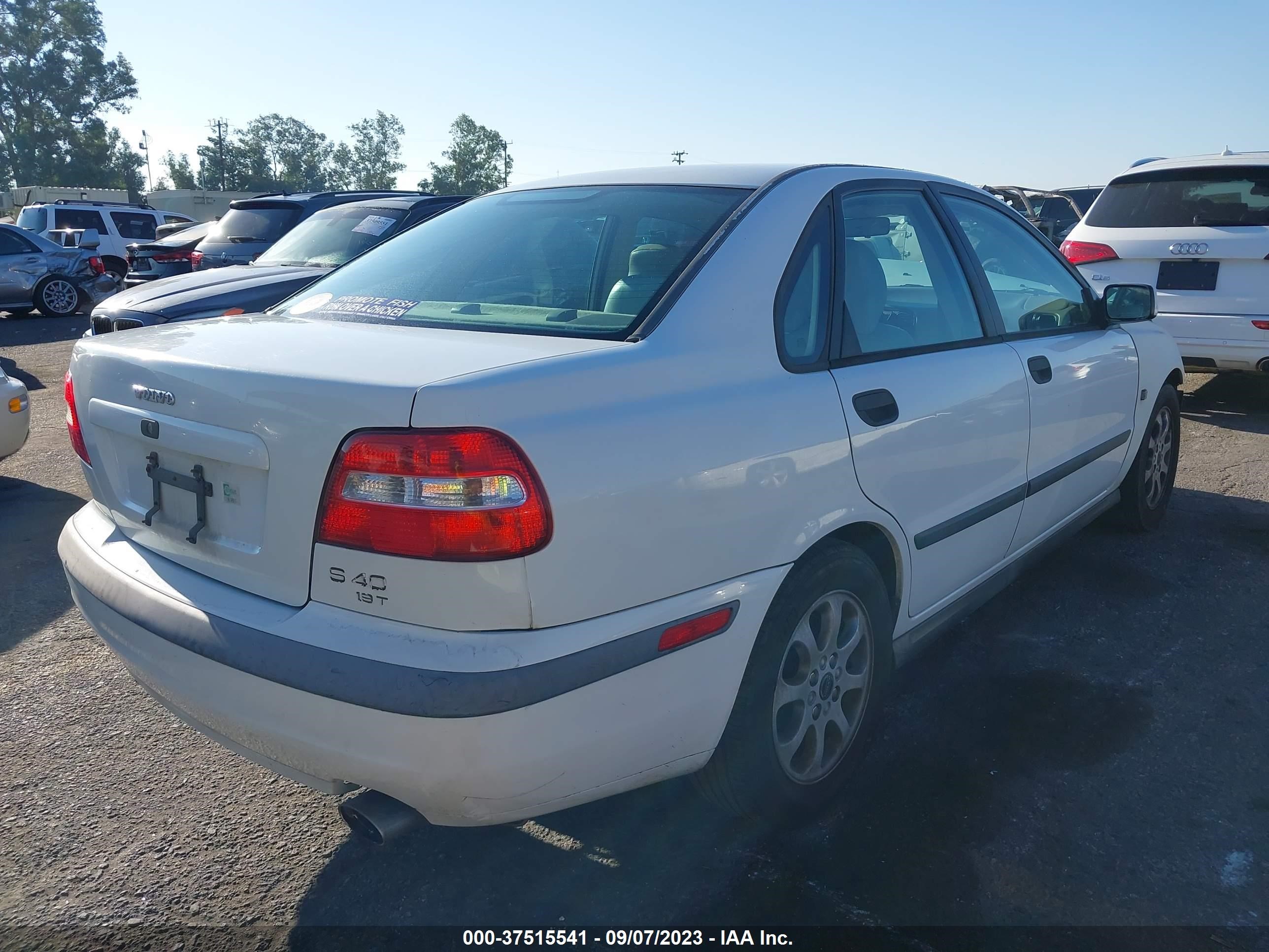 Photo 3 VIN: YV1VS29532F870328 - VOLVO S40 