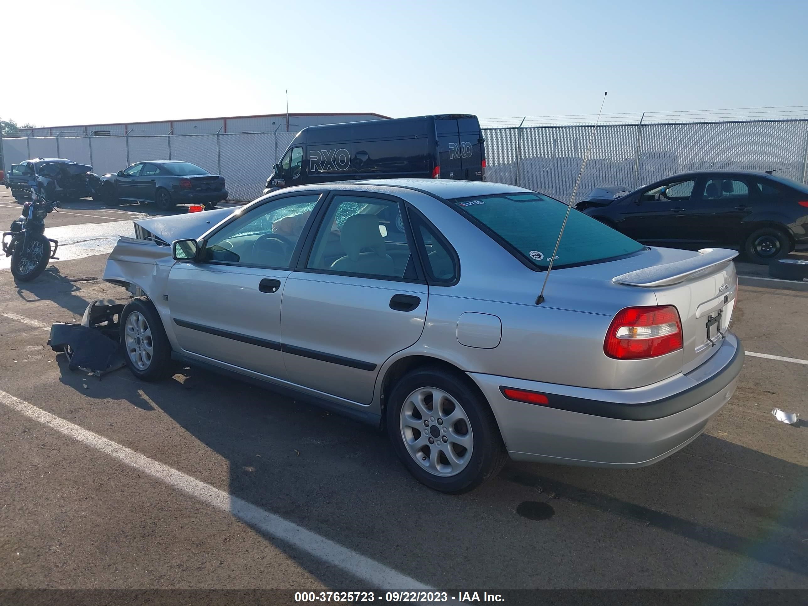 Photo 2 VIN: YV1VS29551F728643 - VOLVO S40 