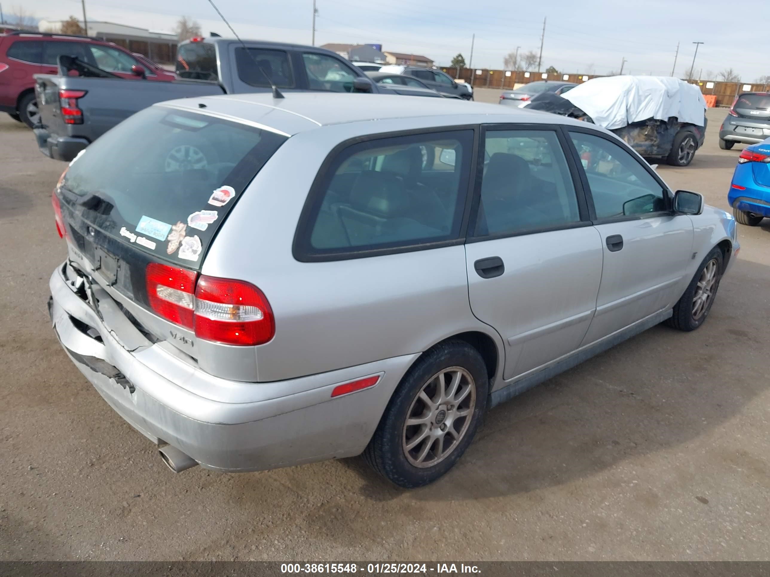 Photo 3 VIN: YV1VW27524F085759 - VOLVO V40 