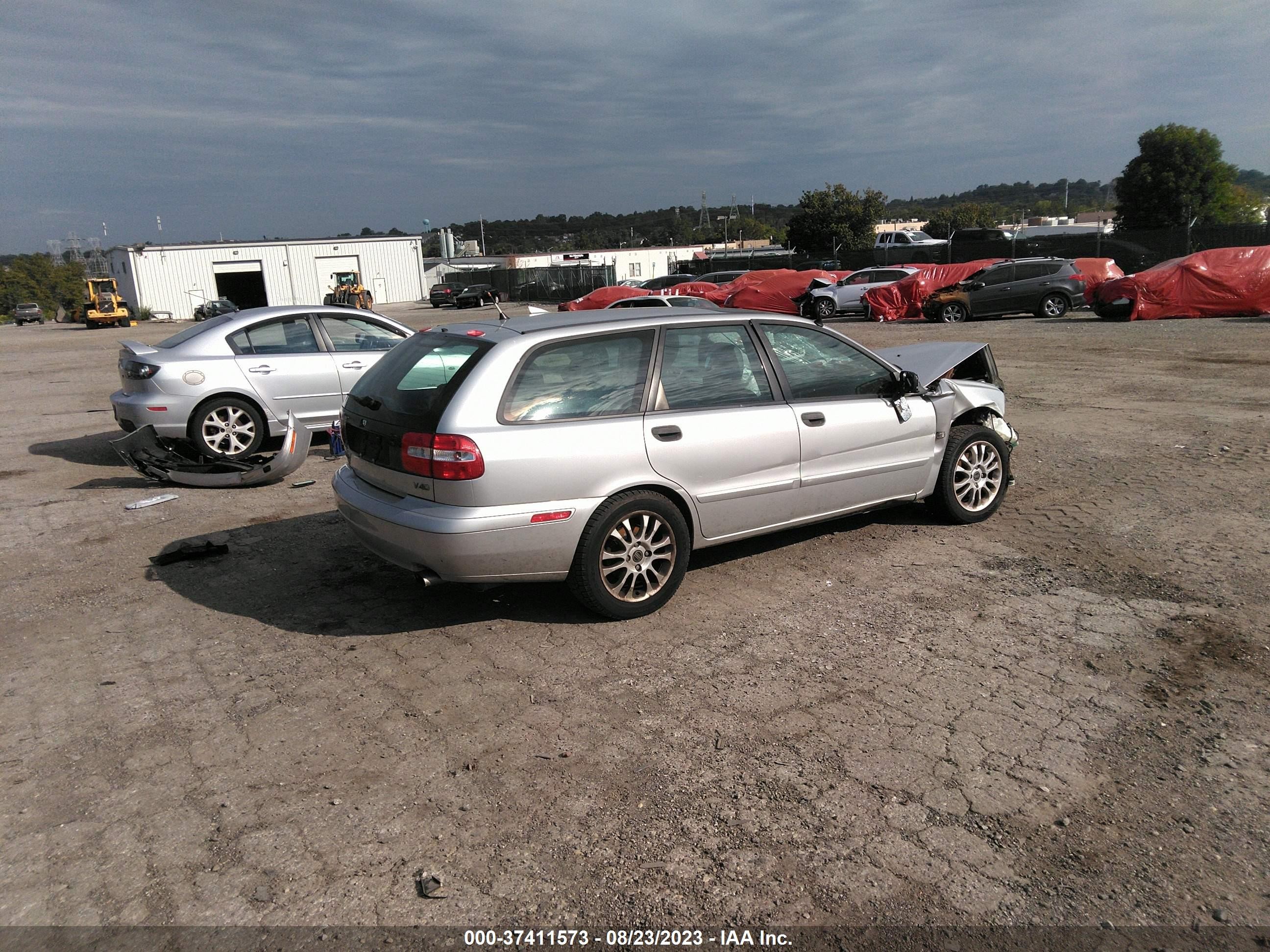 Photo 3 VIN: YV1VW27564F071556 - VOLVO V40 