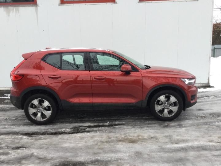 Photo 3 VIN: YV1XZ11V1L2297454 - VOLVO XC40 SUV 