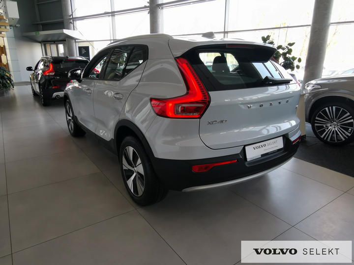 Photo 2 VIN: YV1XZ15VDL2235160 - VOLVO XC40 SUV 