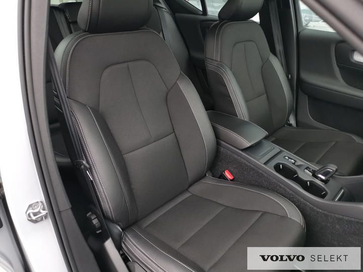 Photo 10 VIN: YV1XZ15VDL2235160 - VOLVO XC40 SUV 