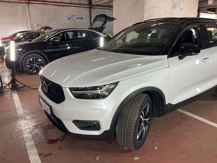 Photo 1 VIN: YV1XZ72BDK2092900 - VOLVO XC40 '17 