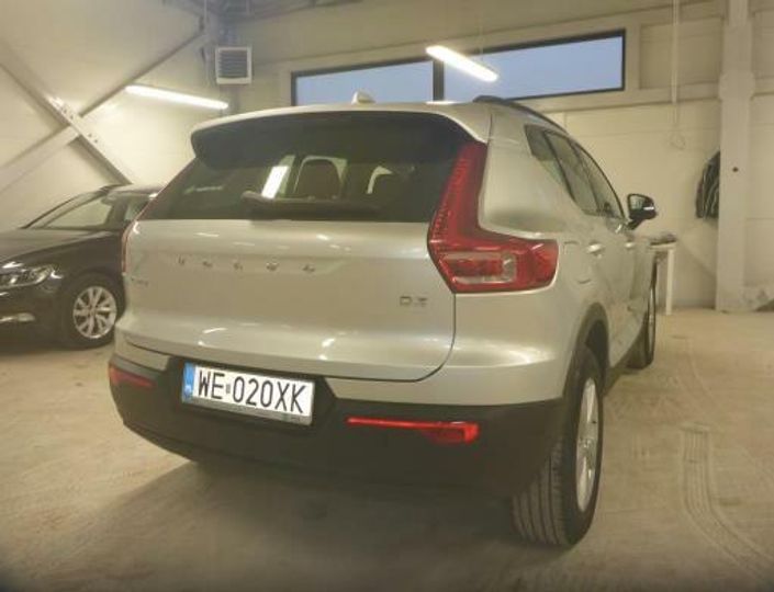 Photo 2 VIN: YV1XZ72BDK2154216 - VOLVO XC40 SUV 