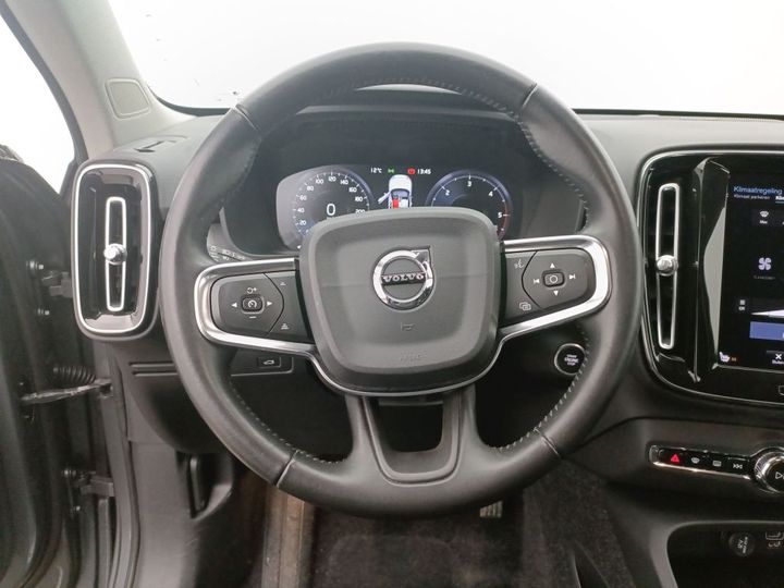 Photo 26 VIN: YV1XZ72V1K2100146 - VOLVO XC40 '17 