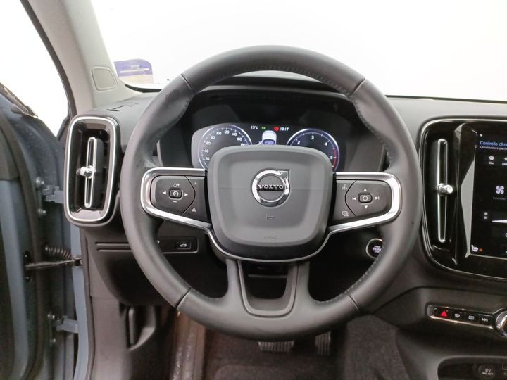 Photo 18 VIN: YV1XZ72VCL2255269 - VOLVO XC40 '17 