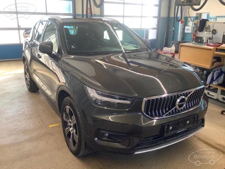 Photo 2 VIN: YV1XZ72VDK2128100 - VOLVO XC40 SUV 