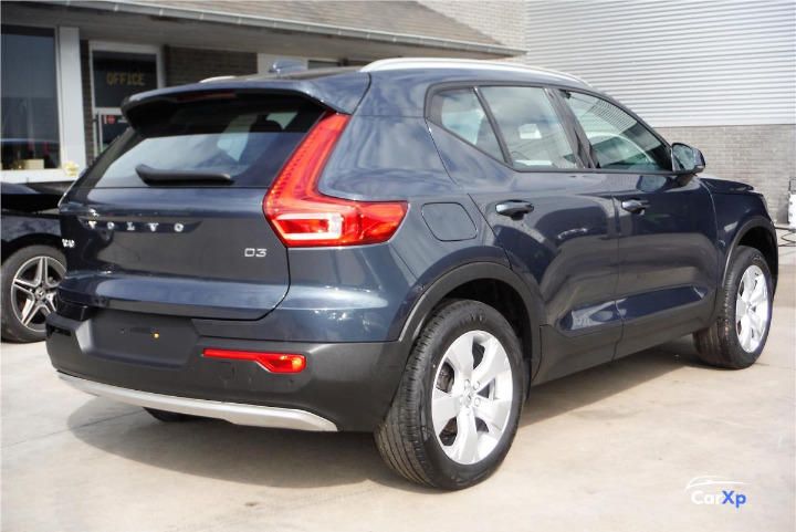 Photo 4 VIN: YV1XZ72VDM2421754 - VOLVO XC40 SUV 