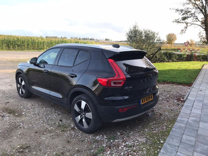 Photo 2 VIN: YV1XZA6BCJ2005135 - VOLVO XC40 