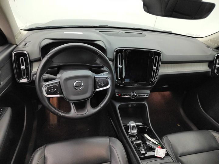 Photo 8 VIN: YV1XZA6VCL2345648 - VOLVO XC40 '17 