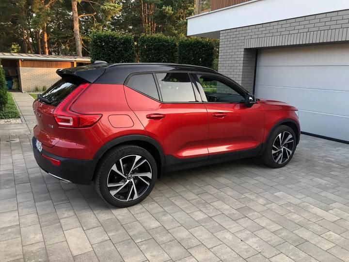 Photo 4 VIN: YV1XZACBCK2045569 - VOLVO XC40 