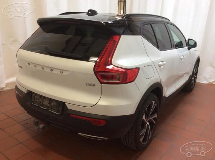 Photo 7 VIN: YV1XZACBDK2113926 - VOLVO XC40 SUV 