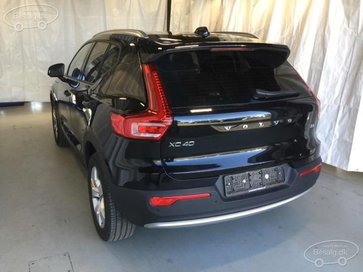 Photo 29 VIN: YV1XZACVDK2126428 - VOLVO XC40 SUV 