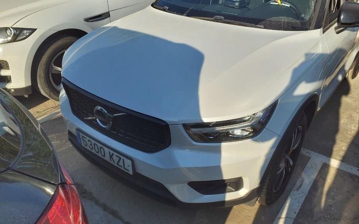 Photo 28 VIN: YV1XZACVDK2133560 - VOLVO XC40 