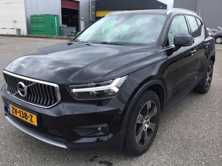 Photo 1 VIN: YV1XZACVDK2154278 - VOLVO XC40 SUV 