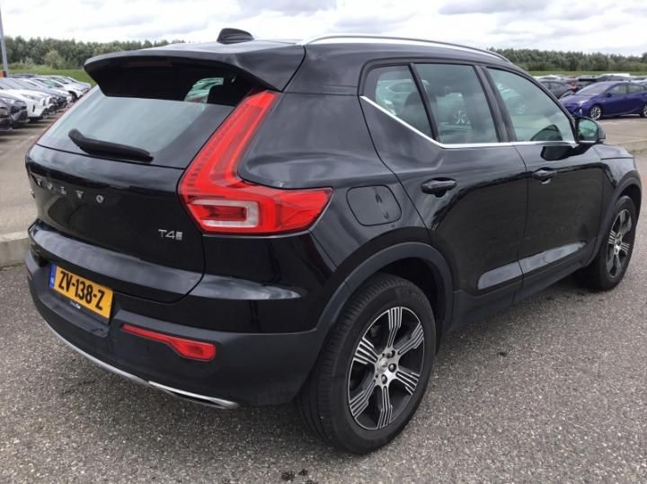 Photo 2 VIN: YV1XZACVDK2154278 - VOLVO XC40 SUV 