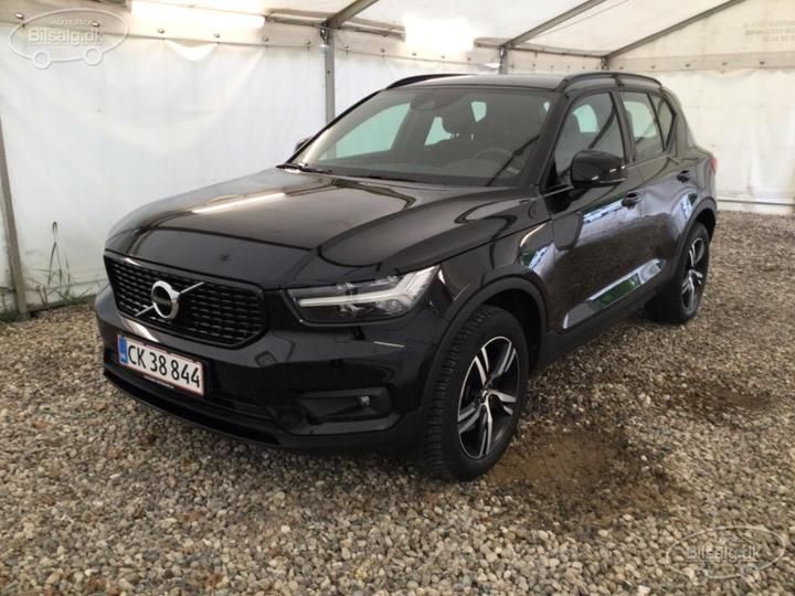 Photo 1 VIN: YV1XZACVDL2182944 - VOLVO XC40 SUV 