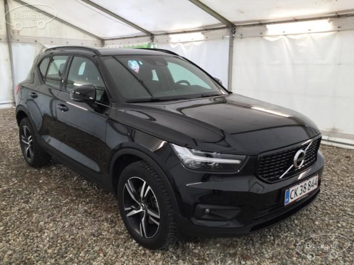 Photo 3 VIN: YV1XZACVDL2182944 - VOLVO XC40 SUV 