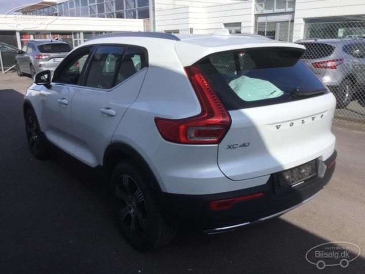 Photo 16 VIN: YV1XZACVDL2268540 - VOLVO XC40 SUV 