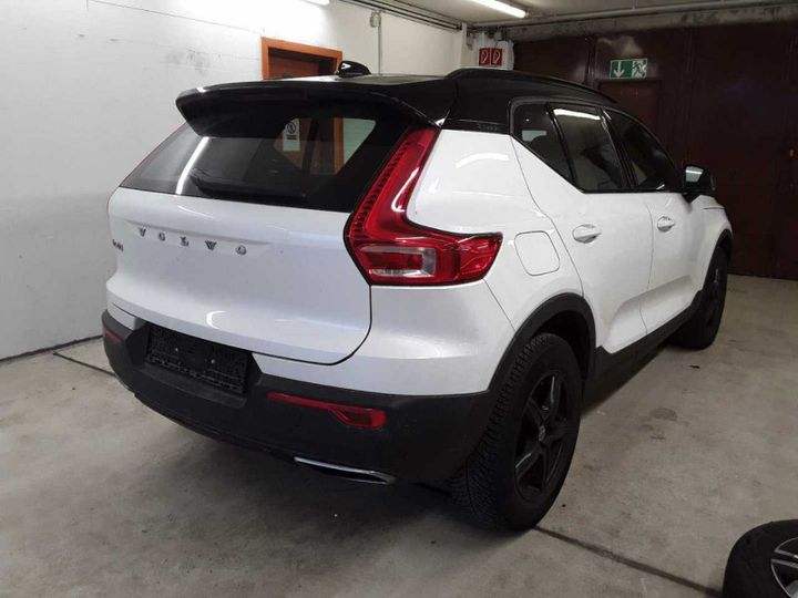 Photo 3 VIN: YV1XZACVDL2273889 - VOLVO XC40 