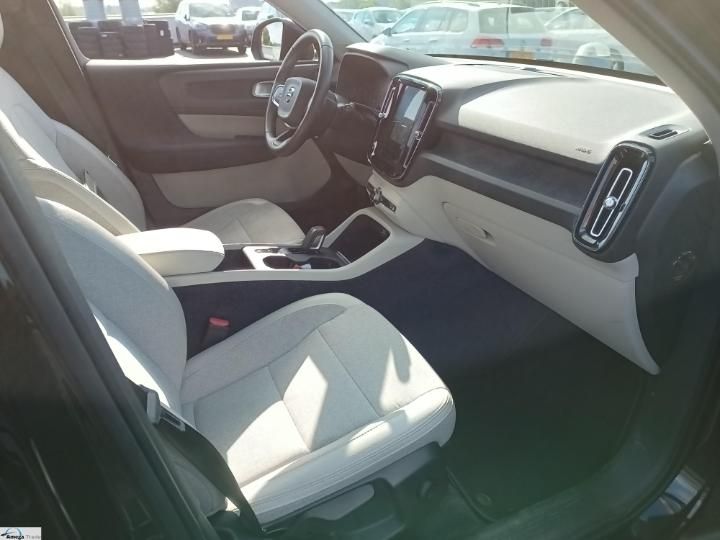 Photo 6 VIN: YV1XZBBVFL2336067 - VOLVO XC40 