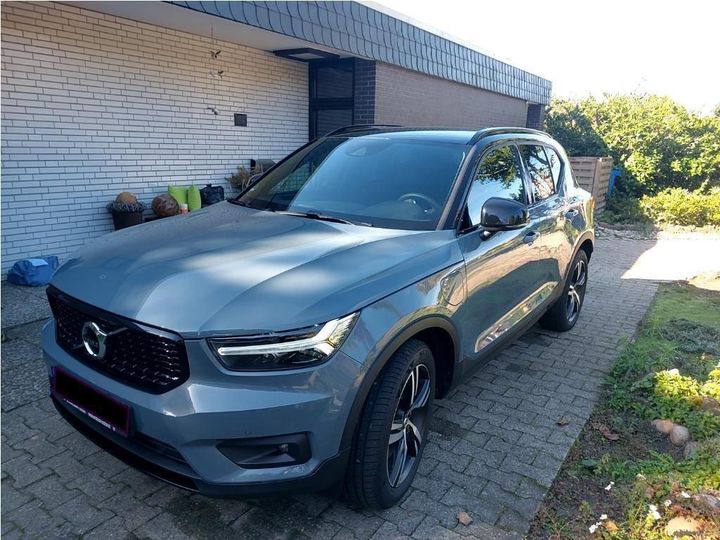 Photo 0 VIN: YV1XZBBVFM2427549 - VOLVO XC40 