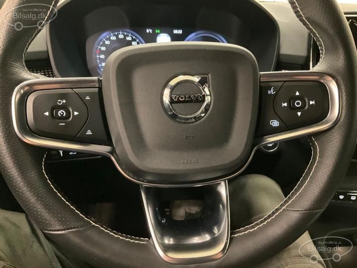 Photo 14 VIN: YV1XZBBVFM2557147 - VOLVO XC40 SUV 