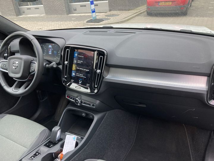 Photo 10 VIN: YV1XZBWVFM2454424 - VOLVO XC40 