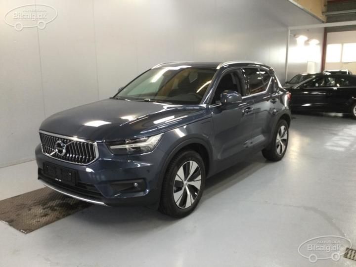 Photo 1 VIN: YV1XZBWVFM2532524 - VOLVO XC40 SUV 