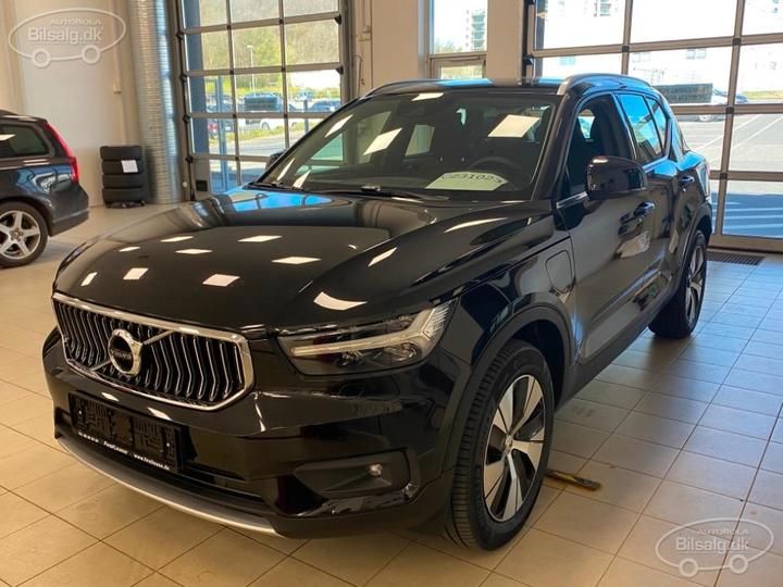 Photo 1 VIN: YV1XZBWVFM2562976 - VOLVO XC40 SUV 