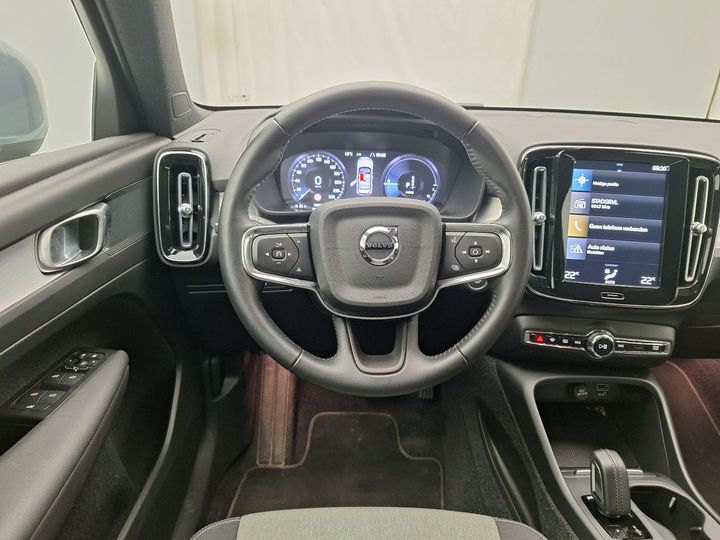 Photo 5 VIN: YV1XZBWVFM2563343 - VOLVO XC40 '17 