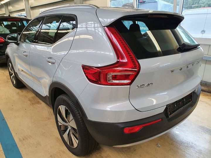 Photo 2 VIN: YV1XZBWVFN2713717 - VOLVO XC40 