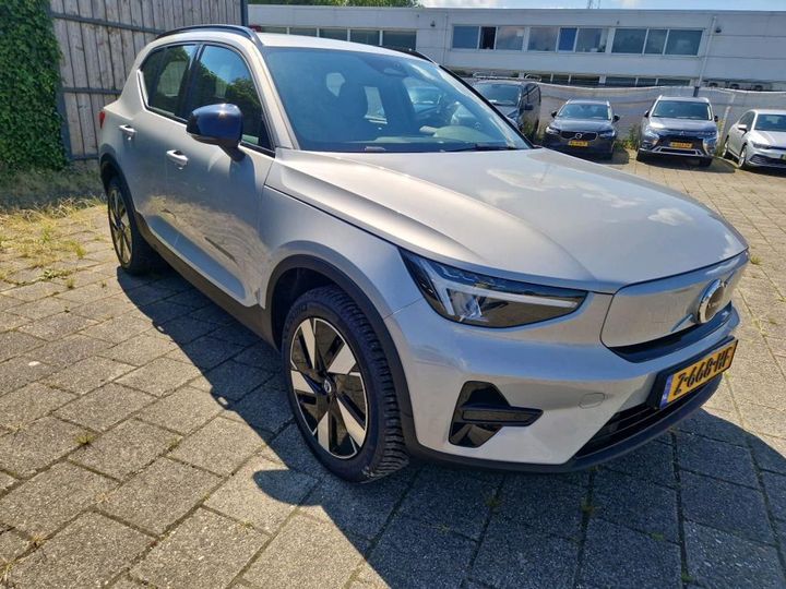 Photo 3 VIN: YV1XZEHR9R2369567 - VOLVO XC40 