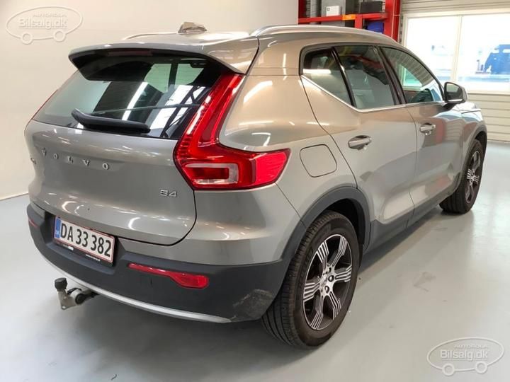 Photo 4 VIN: YV1XZK9VDM2588222 - VOLVO XC40 SUV 