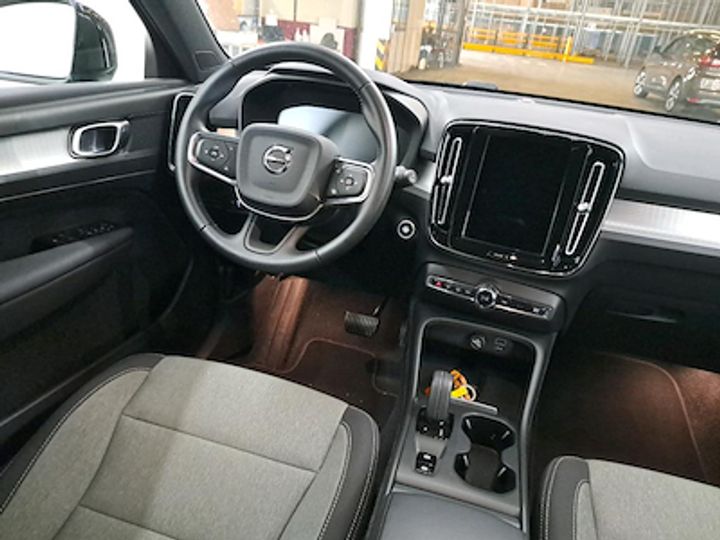 Photo 7 VIN: YV1XZL4VDM2597574 - VOLVO XC40 