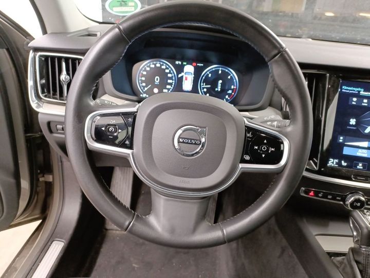 Photo 28 VIN: YV1ZW72UDK2030600 - VOLVO V60 '18 