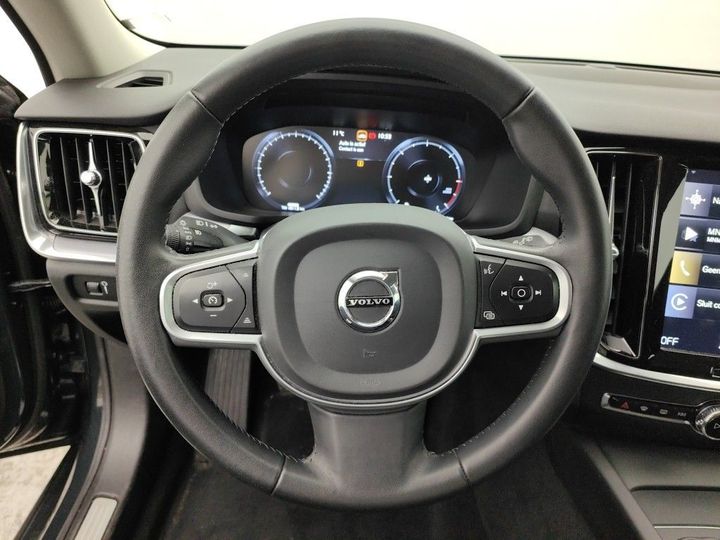 Photo 31 VIN: YV1ZW72V1K2029490 - VOLVO V60 '18 