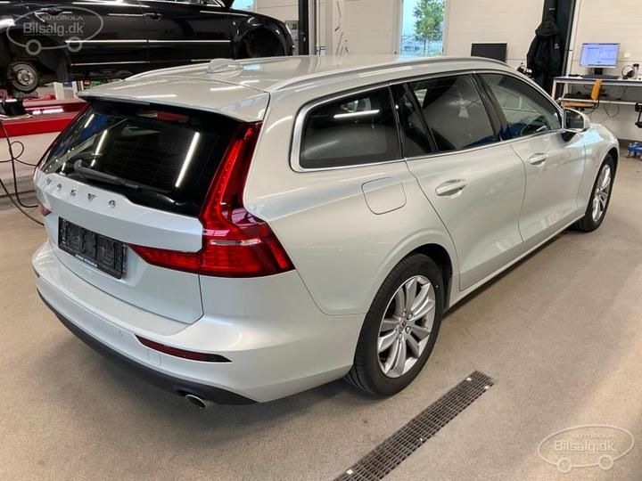 Photo 19 VIN: YV1ZWAKVDL1390784 - VOLVO V60 ESTATE 