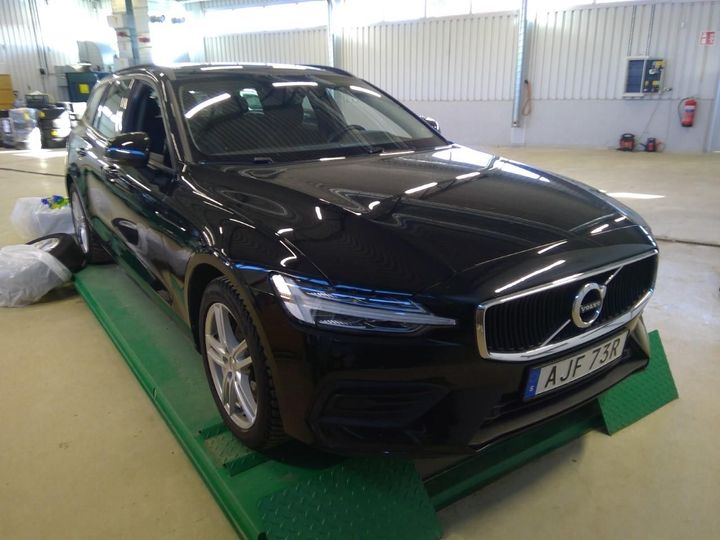 Photo 1 VIN: YV1ZWARVCL2359807 - VOLVO V60 