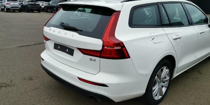 Photo 33 VIN: YV1ZWK5VDN2470419 - VOLVO V60 ESTATE 