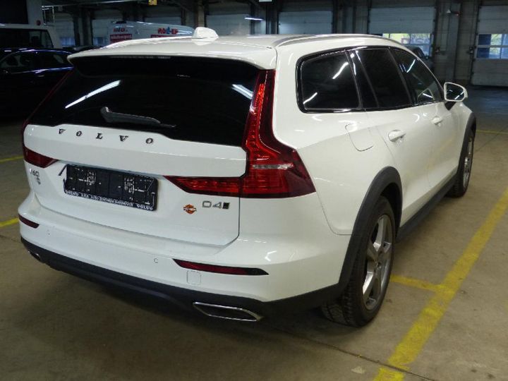 Photo 3 VIN: YV1ZZA8TCL1040287 - VOLVO V60 CROSS COUNTRY 