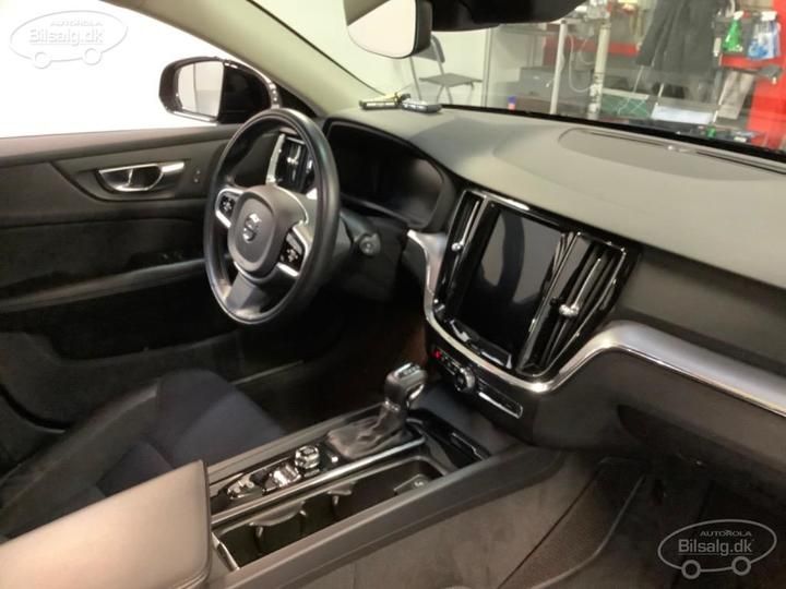 Photo 3 VIN: YV1ZZA8VCL1039101 - VOLVO V60 CROSS COUNTRY 