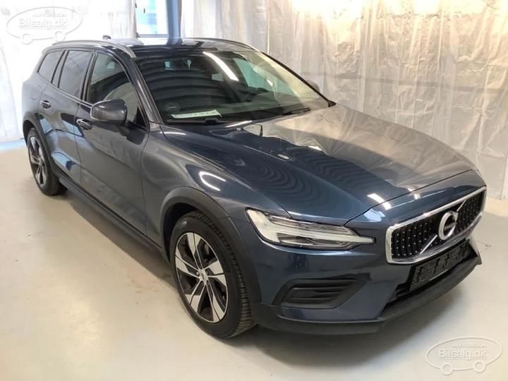 Photo 2 VIN: YV1ZZA8VCL1042545 - VOLVO V60 CROSS COUNTRY 