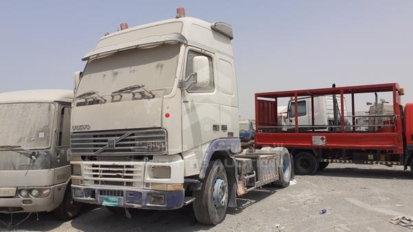 Photo 3 VIN: YV2A4B2A7VB173672 - VOLVO F12 